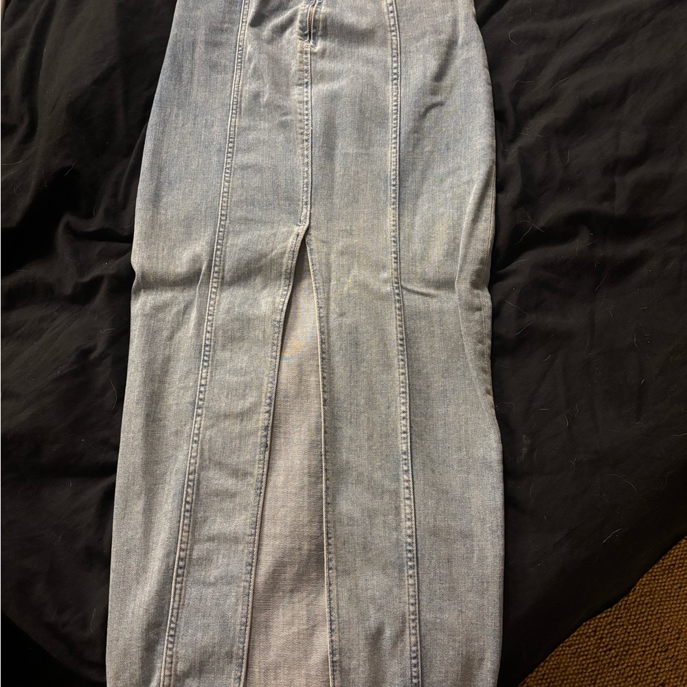 Stylish Light Blue Denim Skirt